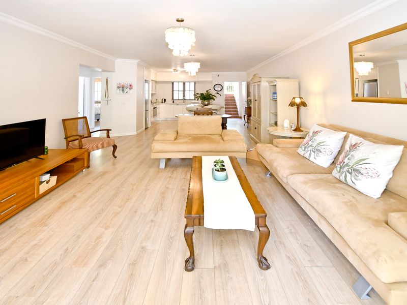 2 Bed 2 Bath Ground Floor Unit in Rivonia - Photo 4