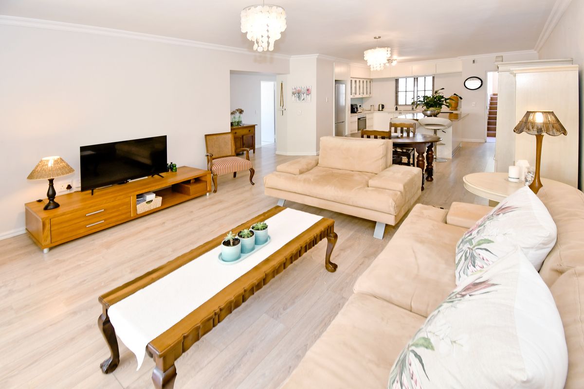 2 Bed 2 Bath Ground Floor Unit in Rivonia - Photo 3