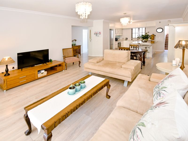 2 Bed 2 Bath Ground Floor Unit in Rivonia - Photo 3