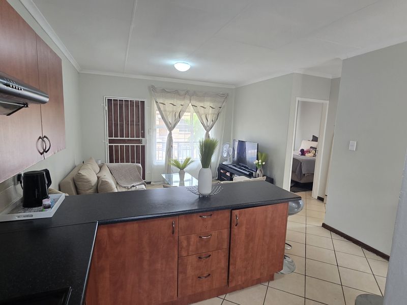 2 Bedroom Apartment to Rent in Honeydew - Photo 6