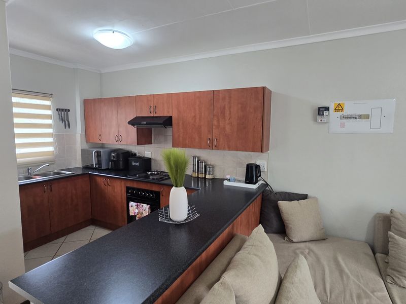 2 Bedroom Apartment to Rent in Honeydew - Photo 3