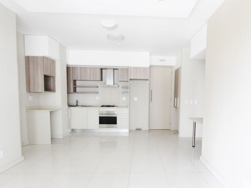 Stunning, pet friendly, 2-bedrooms, 2 bathrooms with back-up power & water. - Photo 2