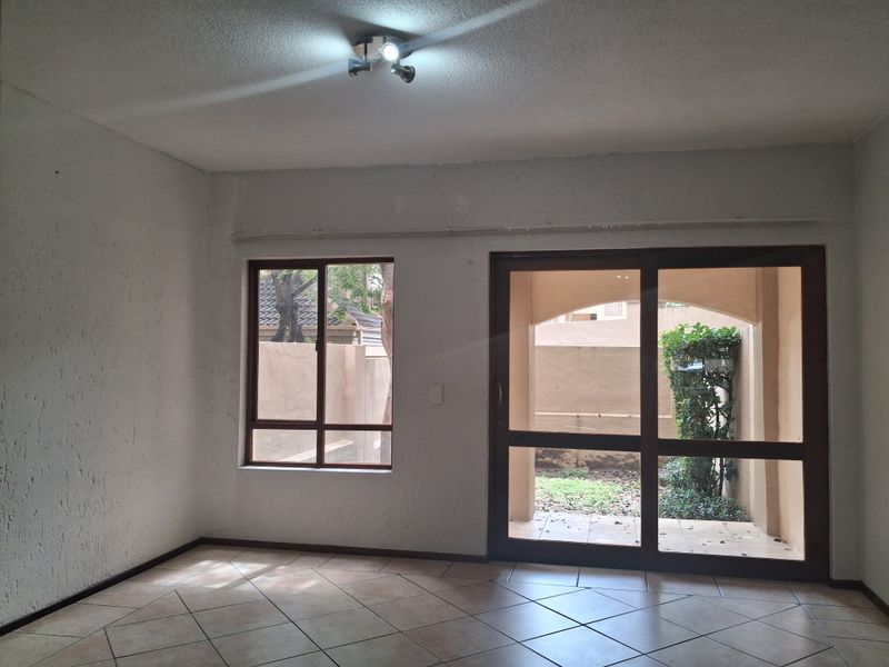 1 Bedroom Apartment 1 Bathrooms / Apartment to Rent in Lonehill. Available Immedialtely - Photo 5