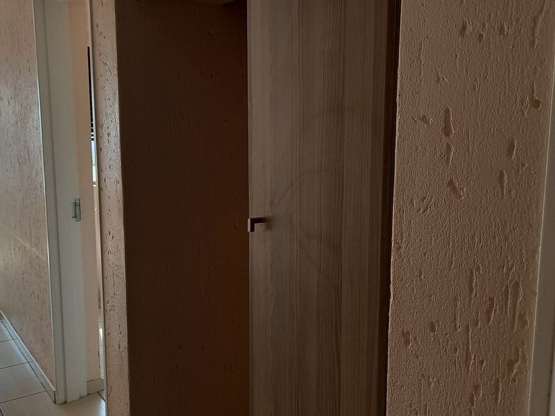 2 Bed 1 Bath top floor unit in Greenwich Village - Photo 8