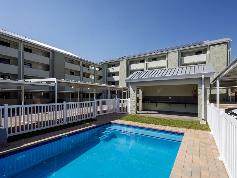 2 Bed 1 Bath 1st Floor Apartment in Brooke Manor - Photo 2