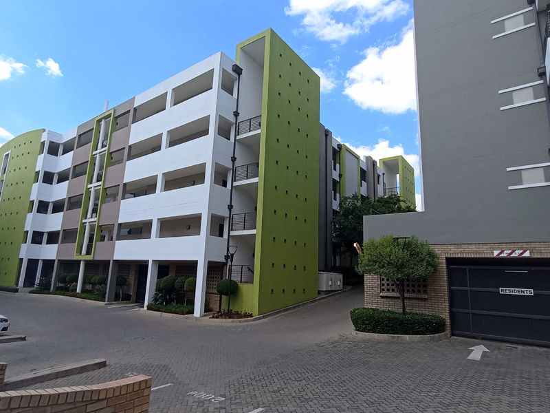 2 bedrooms 2 bathrooms apartment available to rent - Photo 3