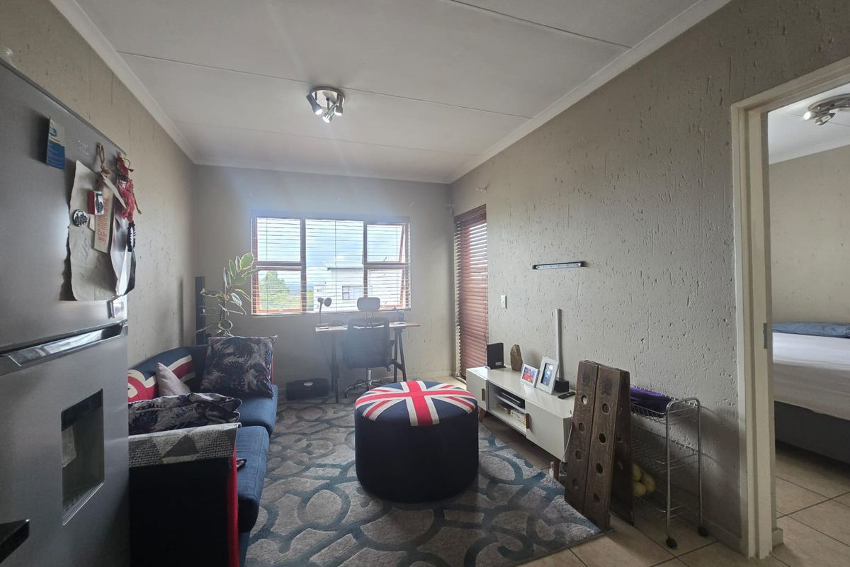 Modern 1-Bedroom Top Floor Unit to Rent in Nottinghill, Ferndale - Photo 3