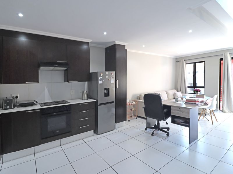 Elegant Loft Living with Contemporary Finishes in Craigavon - Photo 2