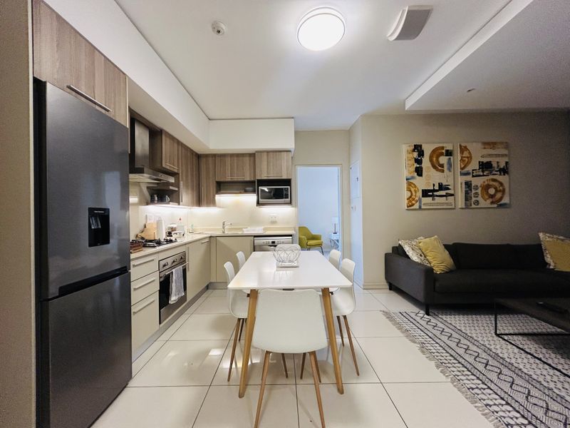 Gorgeous, Furnished, 2 Bedrooms, 2.5 Bathrooms, pet friendly with 100% back-up power. - Photo 4