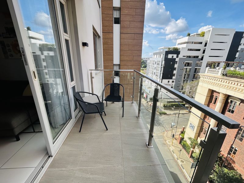 Gorgeous, Furnished, 2 Bedrooms, 2.5 Bathrooms, pet friendly with 100% back-up power. - Photo 8