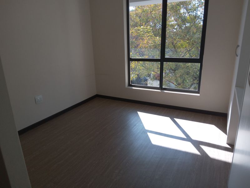2 bedrooms 2 bathrooms 2nd floor apartment to rent in Cottonwoods Estate - Photo 10