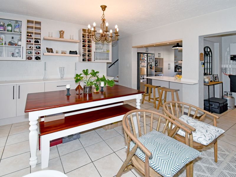 Contemporary 2 Bed, 2 Bath Freestanding Home with spacious Loft - Photo 7