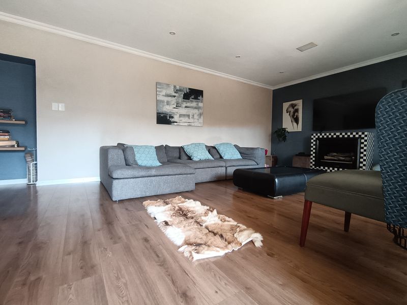 3 bedrooms 2.5 bathrooms Cluster House available to rent - Photo 3