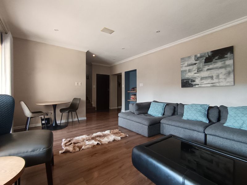 3 bedrooms 2.5 bathrooms Cluster House available to rent - Photo 2