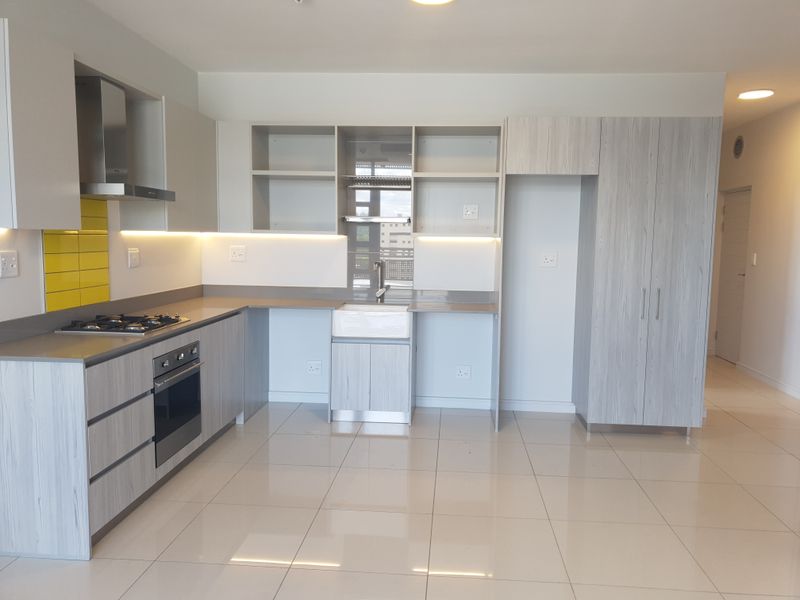 2 Bedroom, 2 Bathroom Apartment in Rosebank - Photo 5