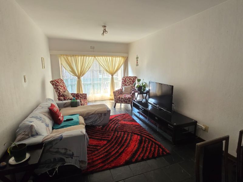 2 Bedroom Apartment For Sale In Randburg - Photo 3