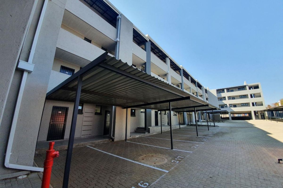 2 bedroom 1 bathroom apartment in Fern Valley - Photo 4