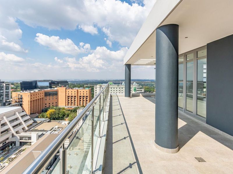 Sophisticated and Elegant Penthouse  - 3 Bedroom 2.5 Bathrooms - Photo 9