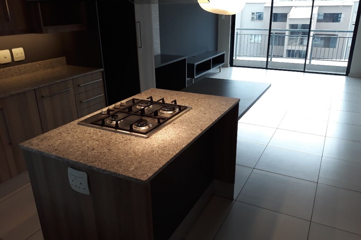 A north facing 2 bedroom 1 bathroom apartment available in Rivonia - Photo 2