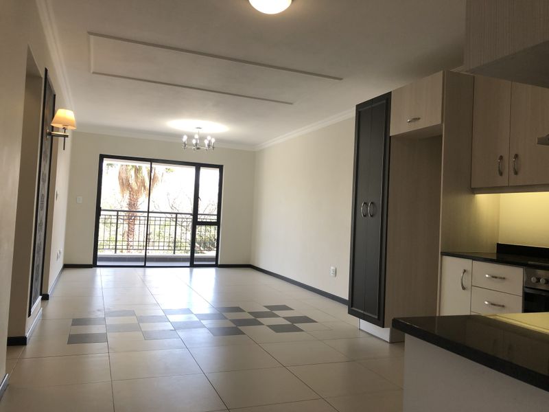 Modern 2 bedrooms 2 bathrooms 2nd floor apartment available for rent - Photo 2