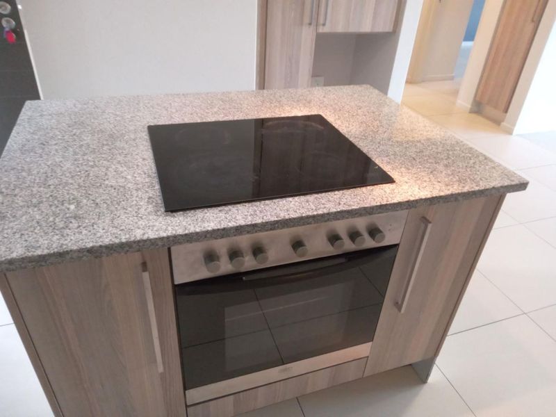 2 Bedroom 1 Bathroom 2nd floor apartment at The Atrium in Rivonia. - Photo 6