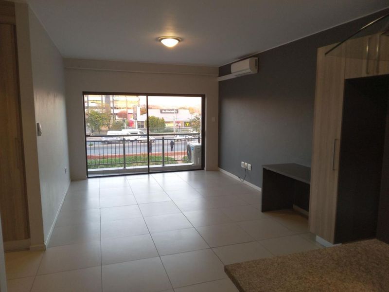 2 Bedroom 1 Bathroom 2nd floor apartment at The Atrium in Rivonia. - Photo 3