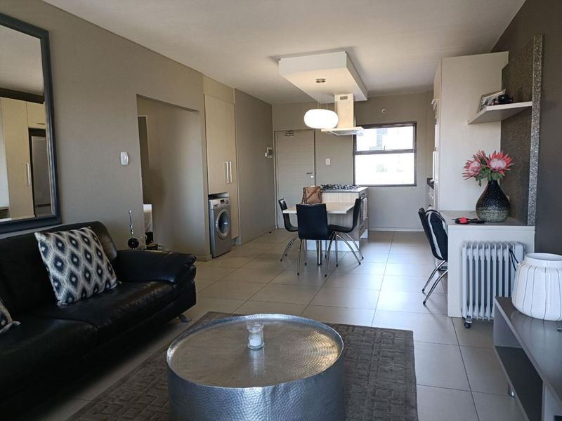 Modern Sophisticated 2 bedroom 2 Bathroom Apartment available at The Hub in Bryanston - Photo 3