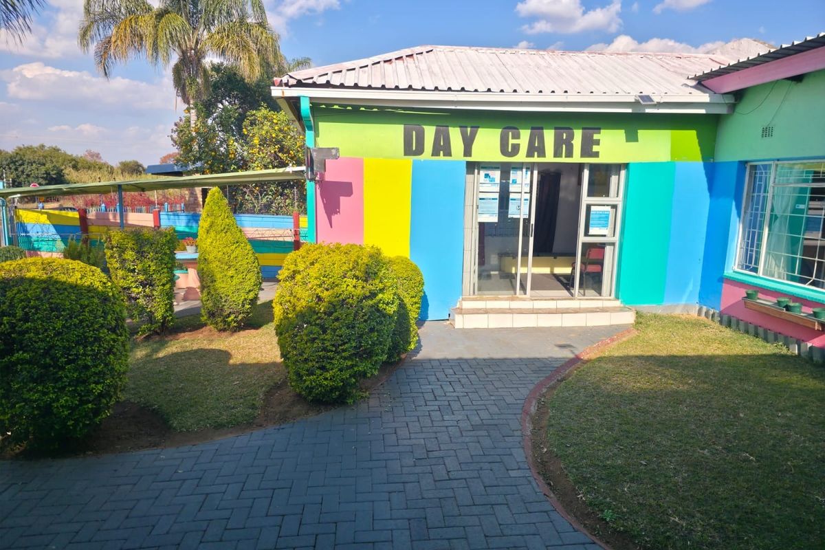 PRIME COMMERCIAL OPPORTUNITY: Thriving Early Learning Centre & Property in Rustenburg North - Photo 2