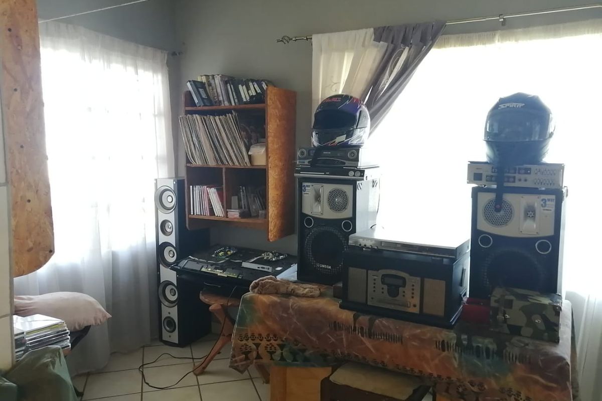 House For Sale In Rustenburg - Photo 4