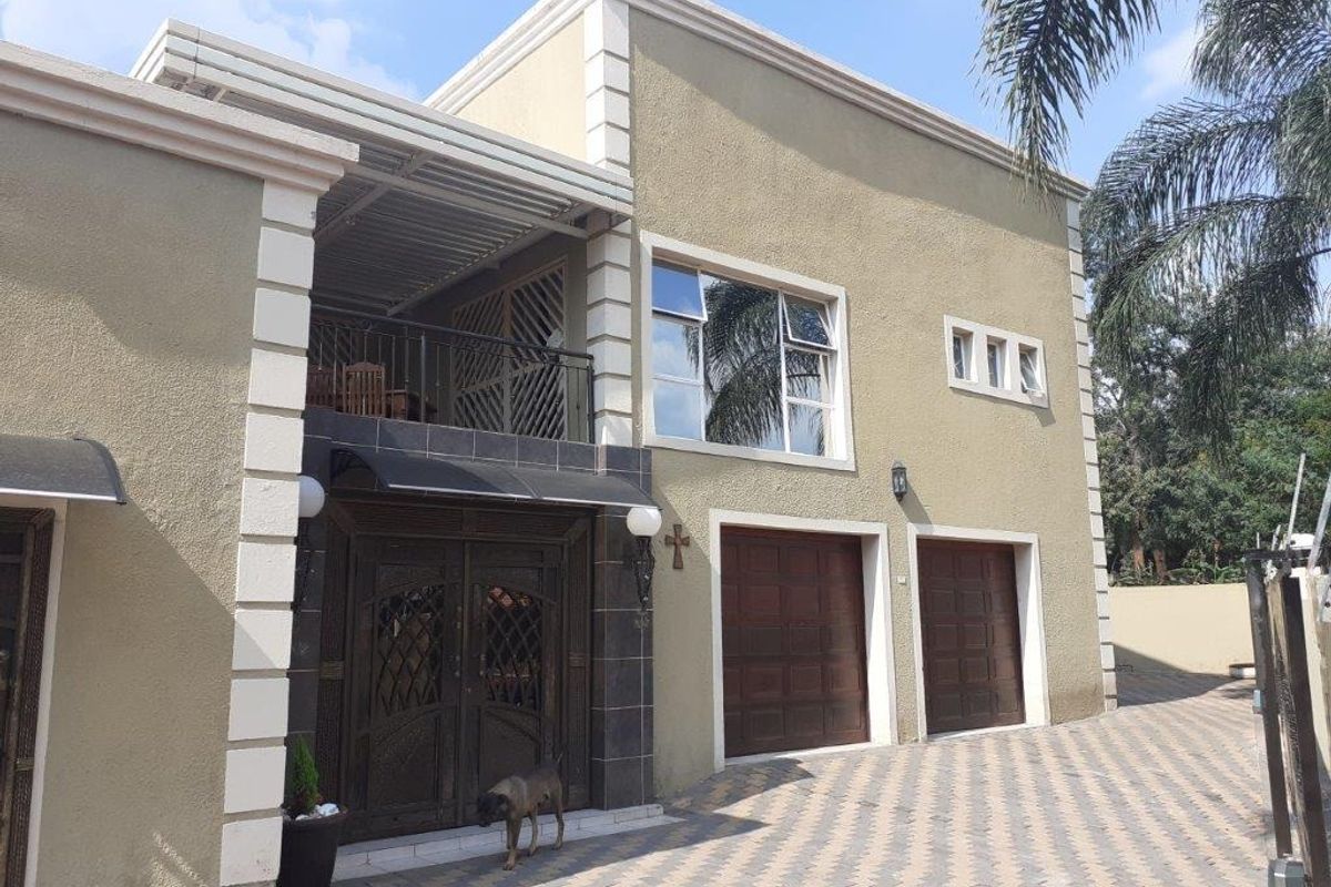 House For Sale In Rustenburg - Photo 2