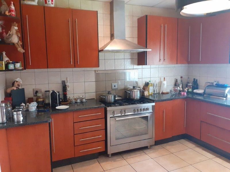 House For Sale In Rustenburg - Photo 8