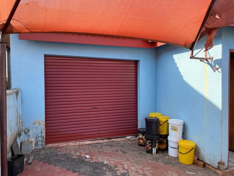 House For Sale In Rustenburg - Photo 2