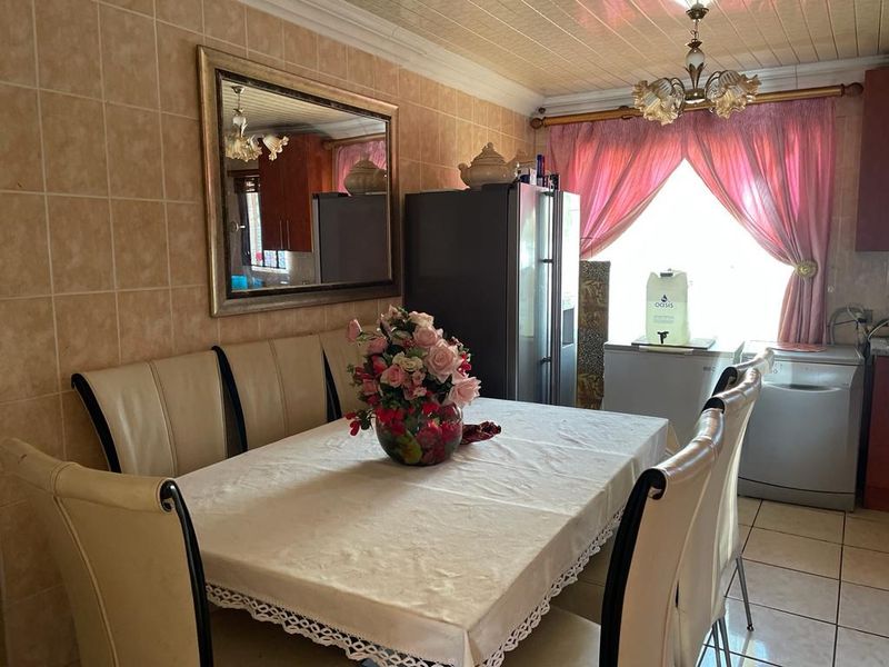 House For Sale In Rustenburg - Photo 5