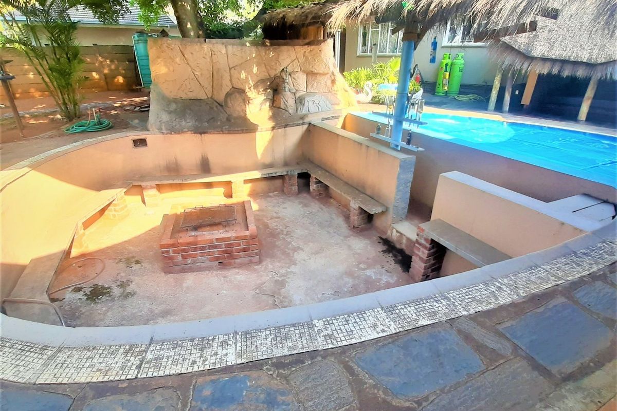 House For Sale In Rustenburg - Photo 3