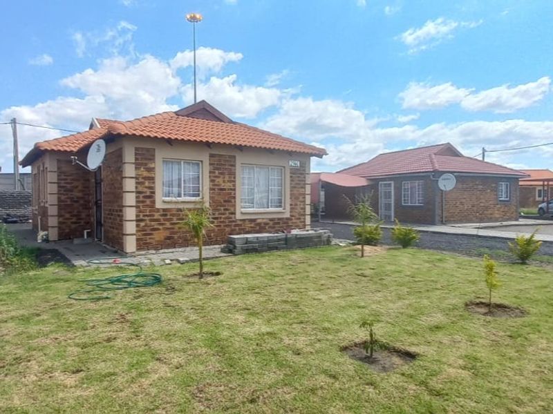 House Pending Sale In Rustenburg - Photo 5