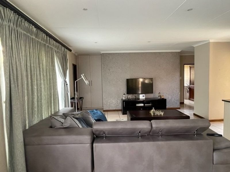Gated Estate For Sale In Rustenburg - Photo 7