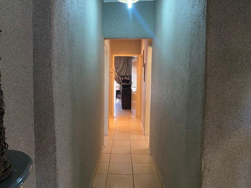 House For Sale In Rustenburg - Photo 10