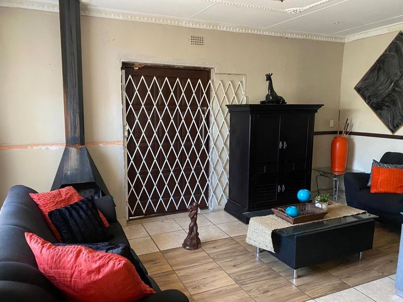 House For Sale In Rustenburg - Photo 5