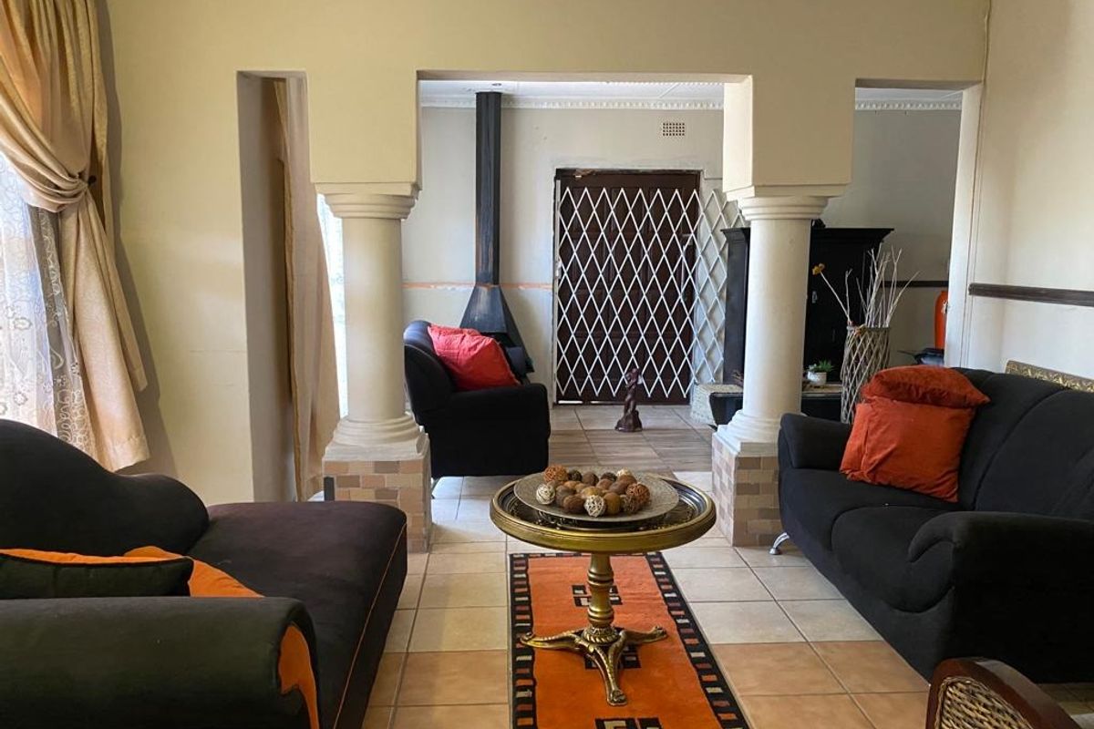 House For Sale In Rustenburg - Photo 4