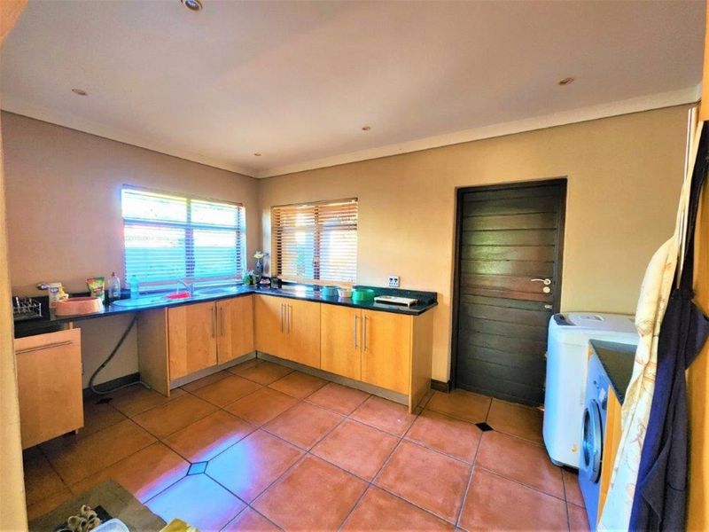 Immaculate 3-Bedroom Home for Sale in Safari Gardens - Photo 7