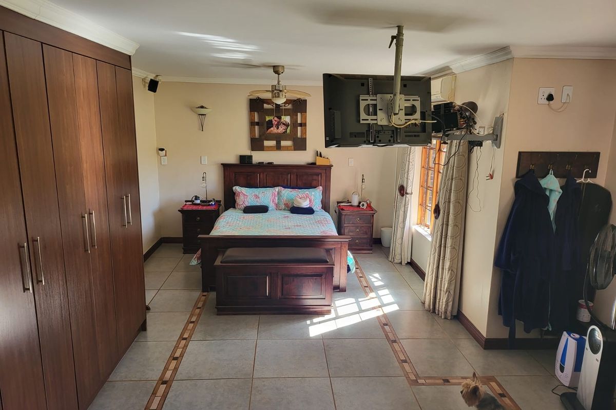 Farm For Sale In Rustenburg - Photo 3