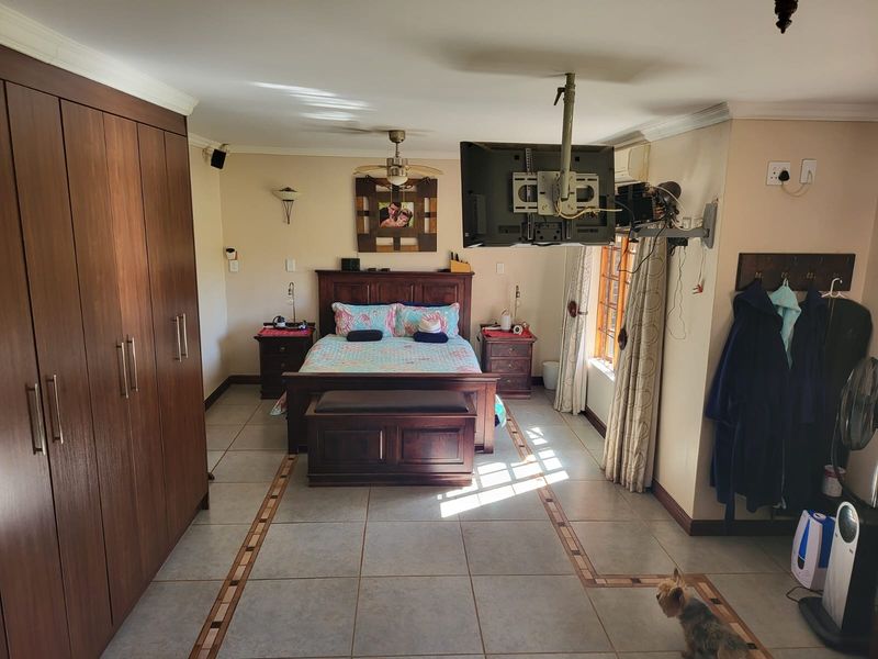 Farm For Sale In Rustenburg - Photo 3