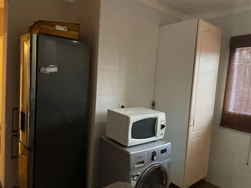 Townhouse For Sale In Rustenburg - Photo 6