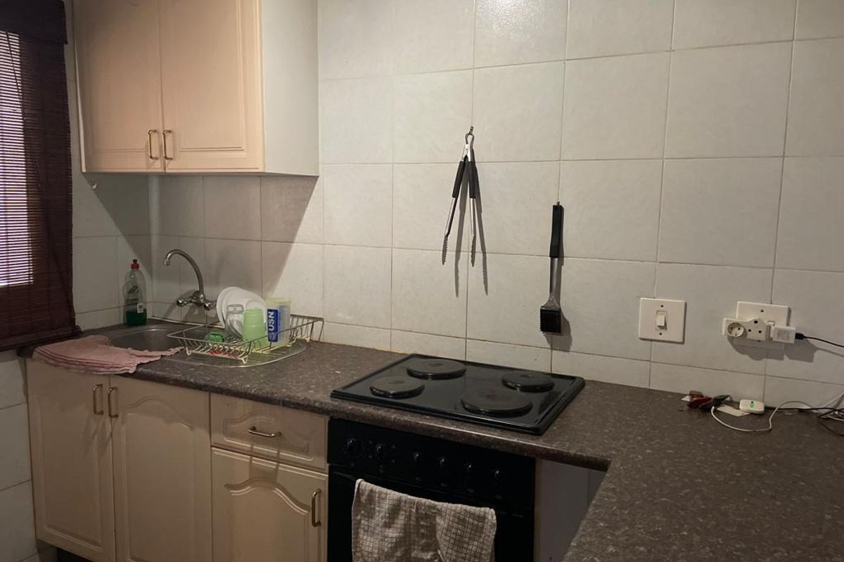 Townhouse For Sale In Rustenburg - Photo 4