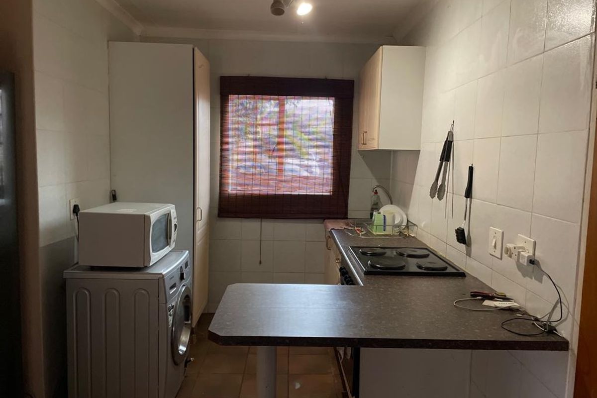 Townhouse For Sale In Rustenburg - Photo 3