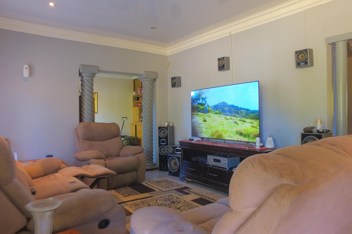 House For Sale In Rustenburg - Photo 3