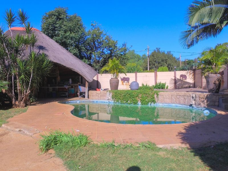 House For Sale In Rustenburg - Photo 2