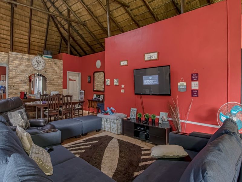 House Pending Sale In Rustenburg - Photo 9