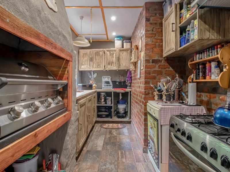 House Pending Sale In Rustenburg - Photo 5