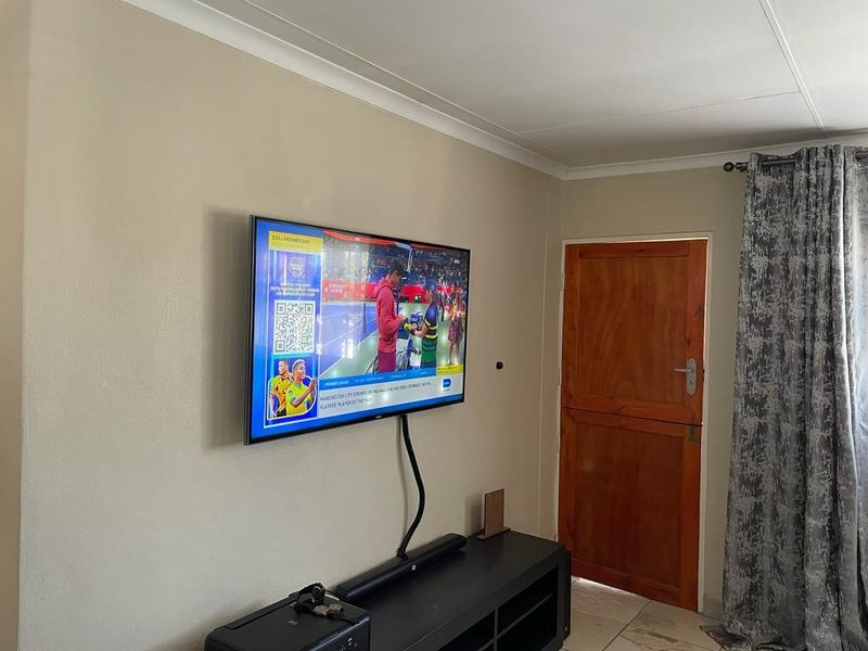 House For Sale In Rustenburg - Photo 7